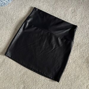 NWOT Black “Leather”/Pleather Stretch Mini Skirt